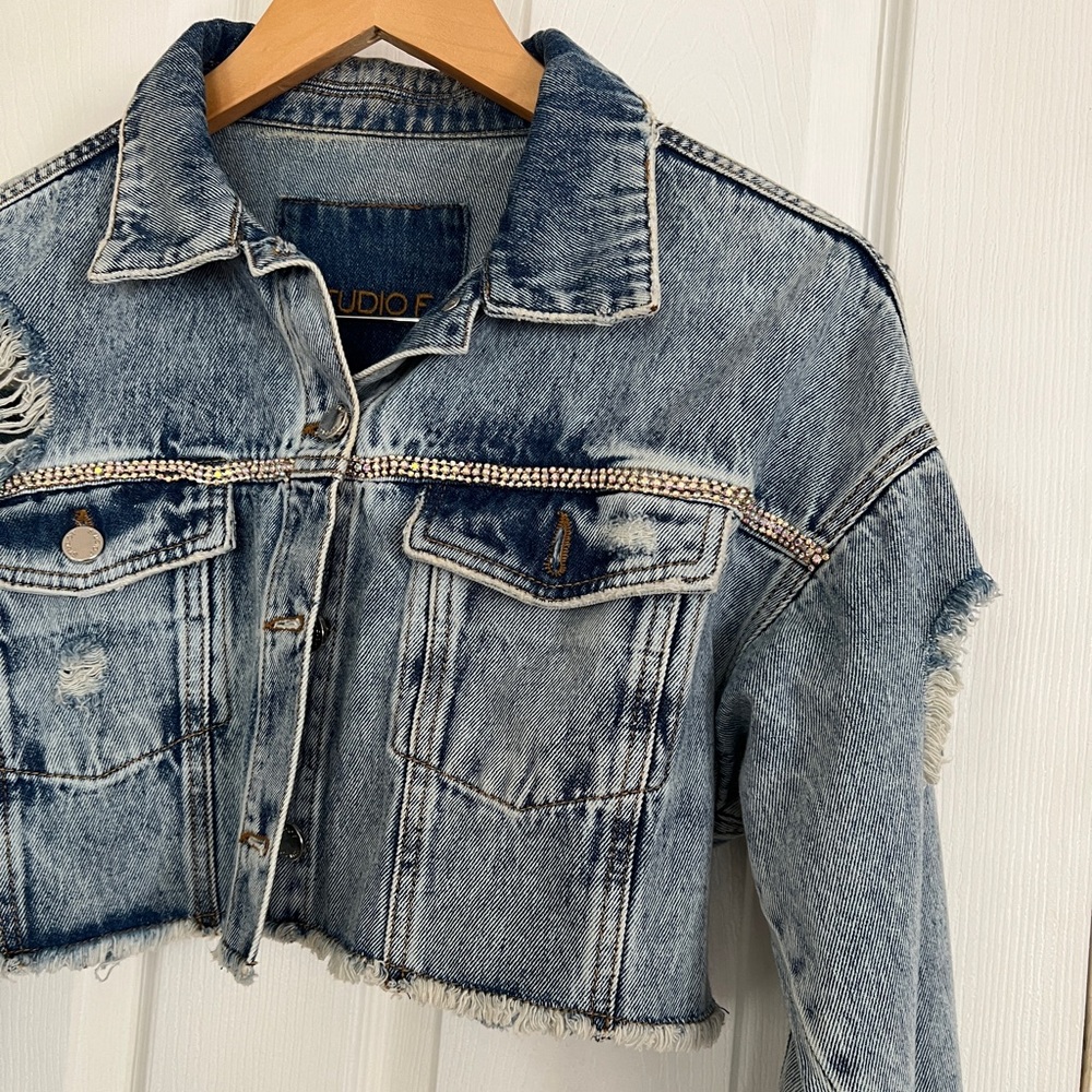 Crop jean jacket with hand made details